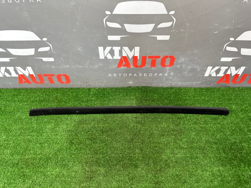 Уплотнитель зад.лев. внутренний (бархотка) Kia Rio 3 HB 2013