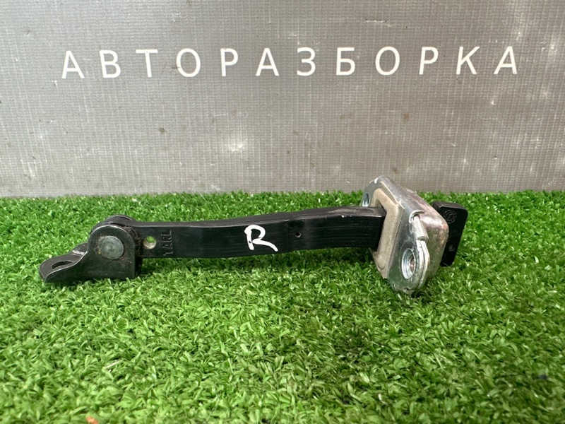 Ограничитель двери Kia Picanto 2 2011