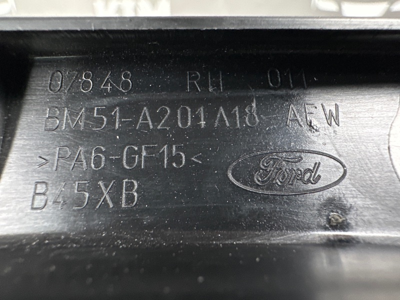 Накладка рамки двери Ford Focus 3 2013