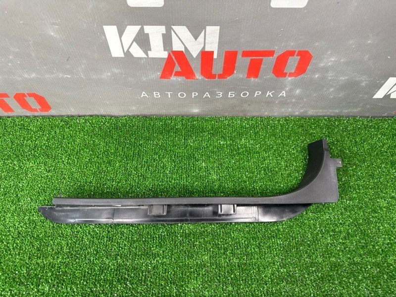 Накладка рамки задней двери внутренняя Ford Focus 3 2013