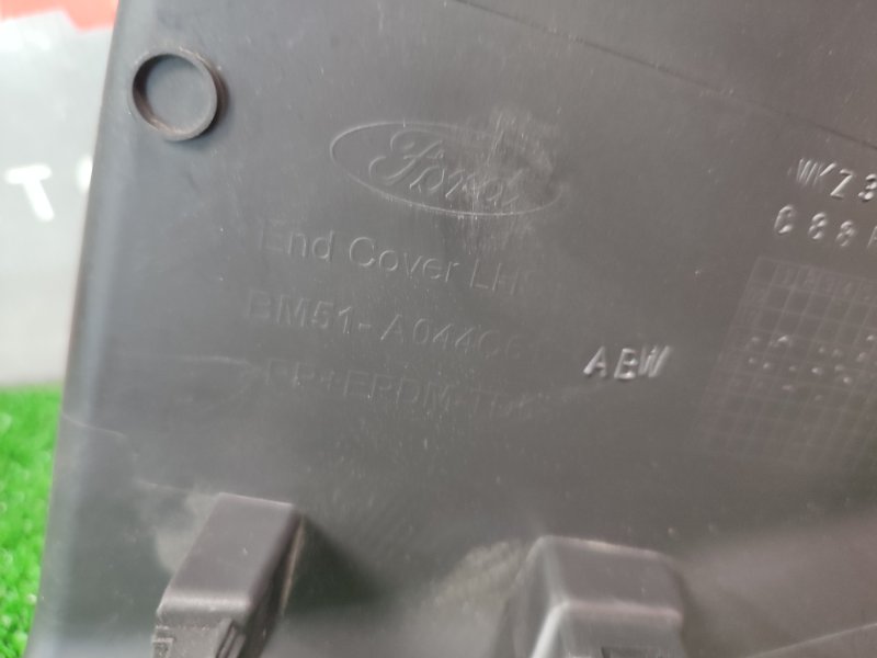 Накладка торпедо боковая Ford Focus 3 2013