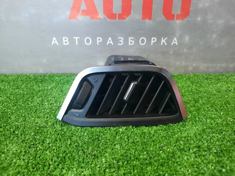 Дефлектор отопителя Lada X-Ray Cross 2022