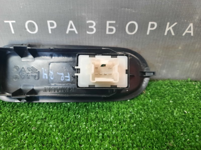 Кнопка стеклоподъемника Lada X-Ray Cross 2022