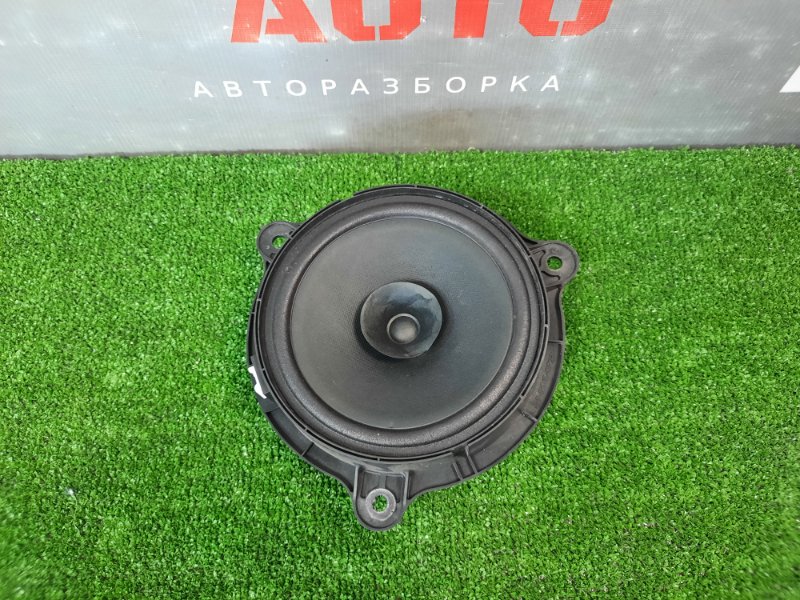Динамик Lada X-Ray Cross 2022
