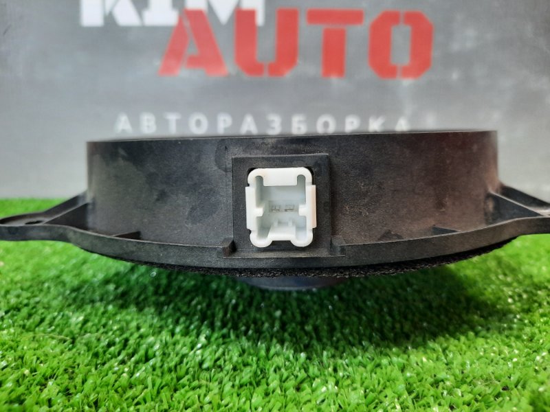 Динамик Lada X-Ray Cross 2022