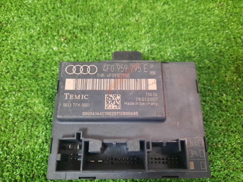 Блок управления дверью Audi A6 quattro 2007 C6