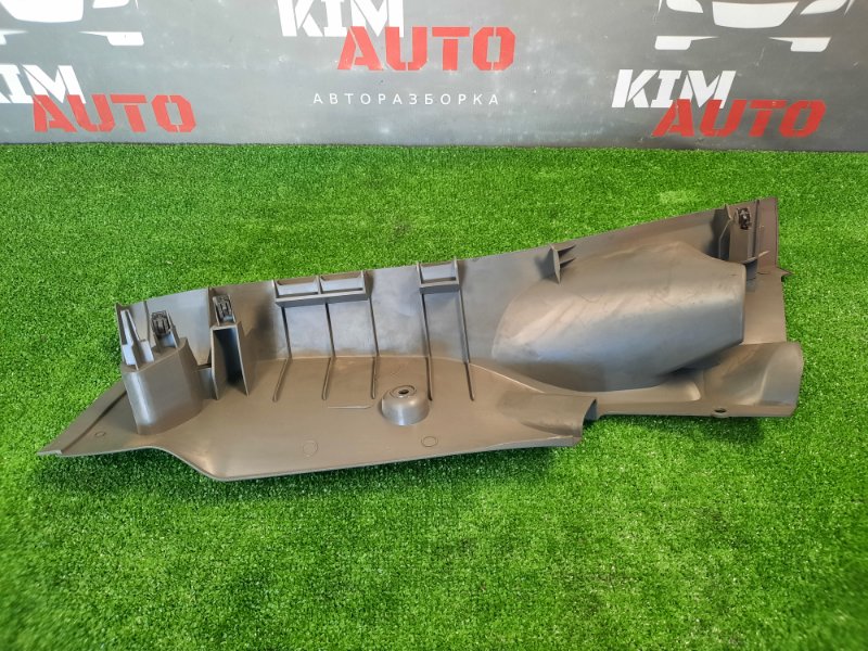 Накладка стойки нижняя Ford Focus 2 2009 HB