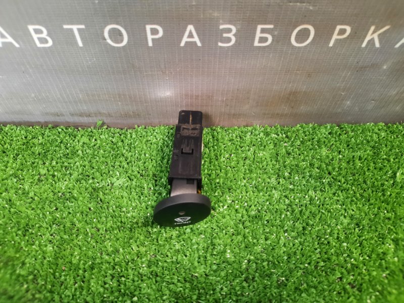 Кнопка включения обогрева стекла Hyundai ix35 2011