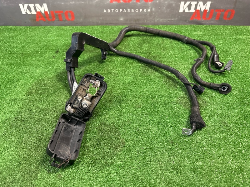 Проводка аккумулятора + Hyundai ix35 2011