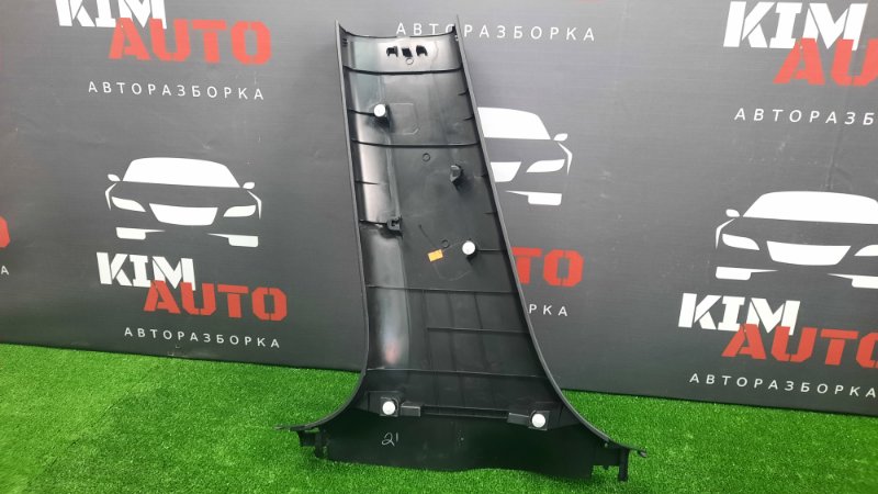 Накладка центральной стойки нижняя Infiniti QX50 J55 2019