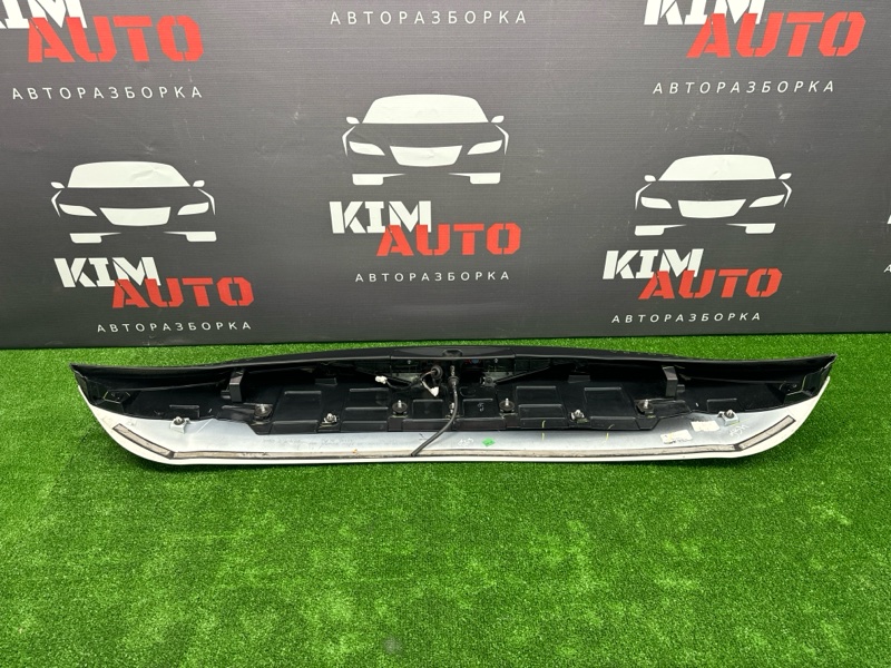 Спойлер крышки багажника Infiniti QX50 J55 2019