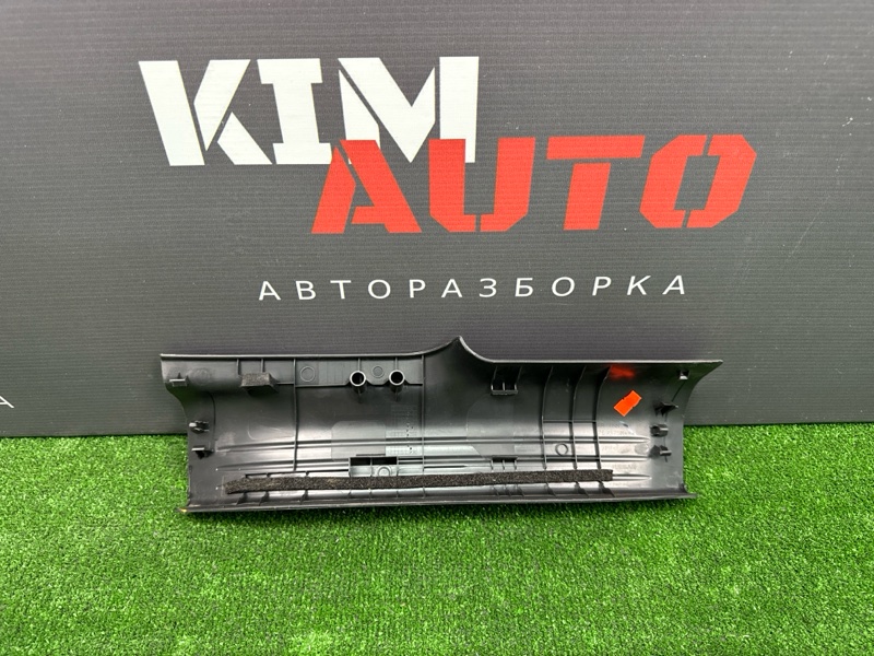 Накладка порога внутренняя Infiniti QX50 J55 2019