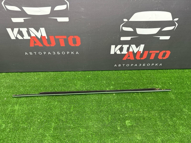 Уплотнитель стекла наружный (Бархотка) Infiniti QX50 J55 2019