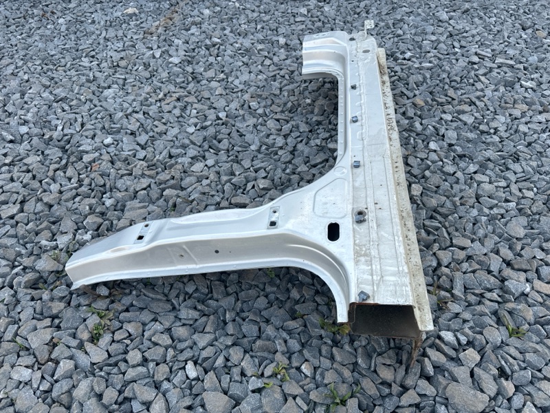 Порог со стойкой Ford Focus 3 2013