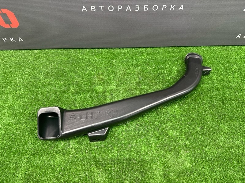Воздуховод торпедо Infiniti QX50 J55 2019