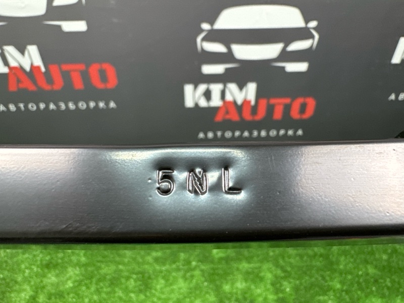 Направляющая стекла двери Infiniti QX50 J55 2019