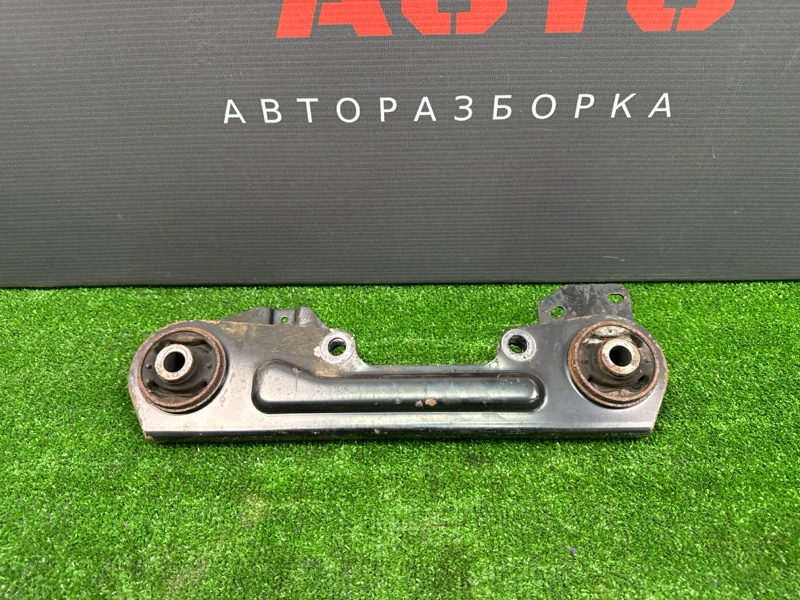 Крепление редуктора Infiniti QX50 J55 2019