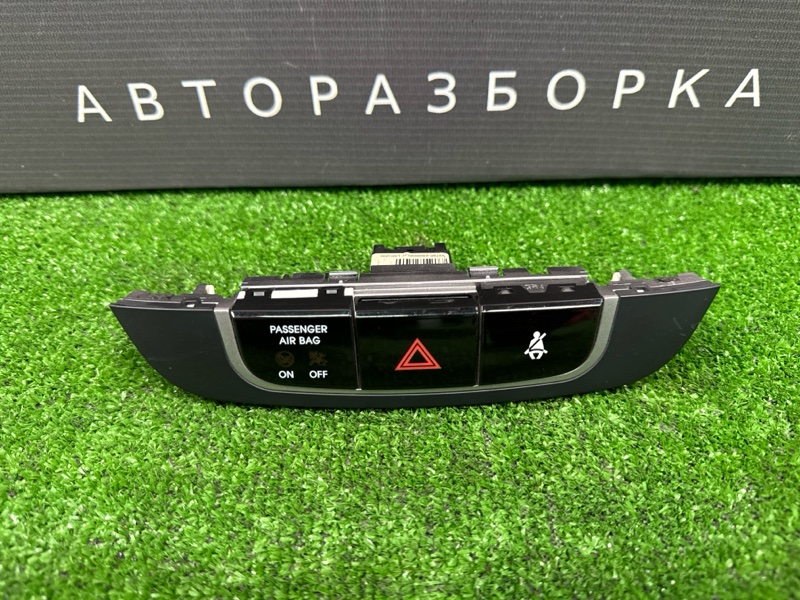 Блок кнопок центральной консоли Hyundai ix35 2012