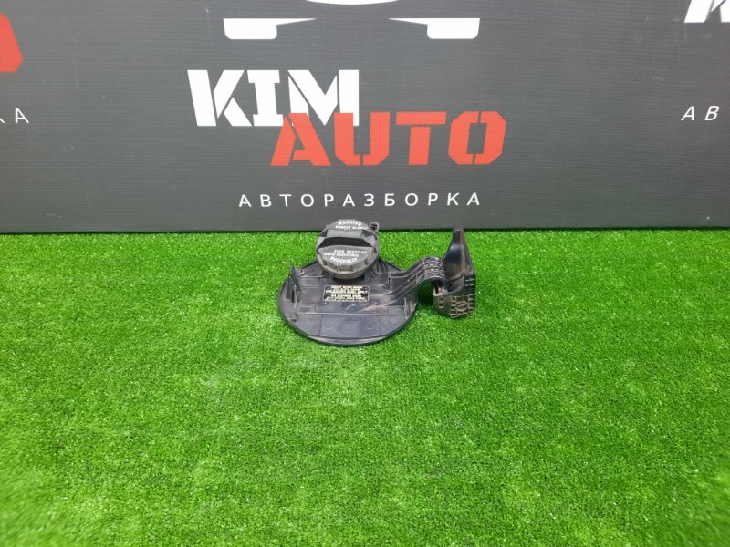 Лючок бензобака с крышкой Hyundai ix35 2012