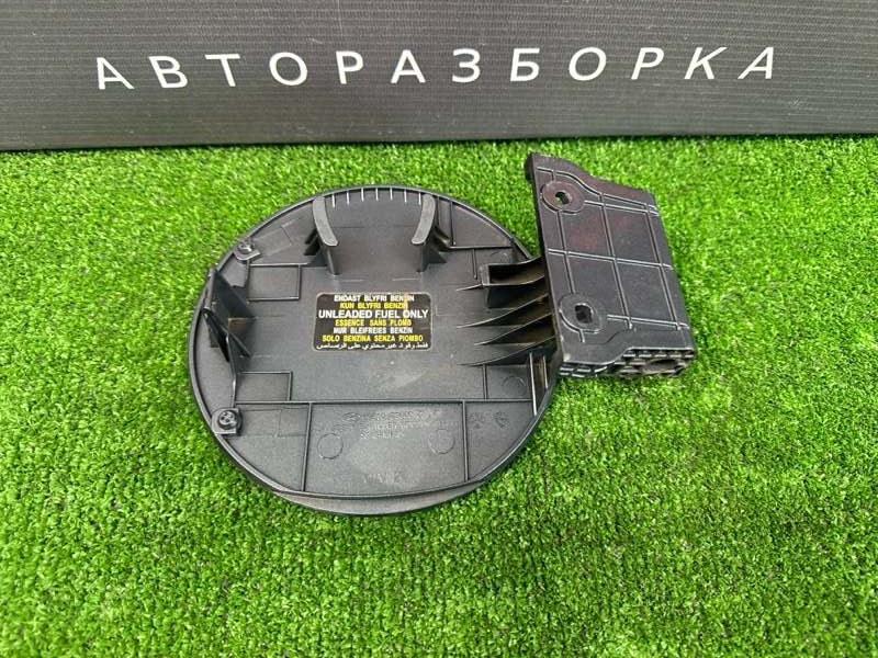 Лючок бензобака с крышкой Hyundai ix35 2012