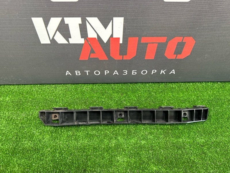 Кронштейн заднего бампера Hyundai ix35 2012