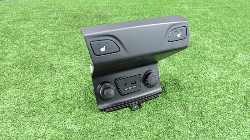 Консоль центральная Hyundai ix35 2012