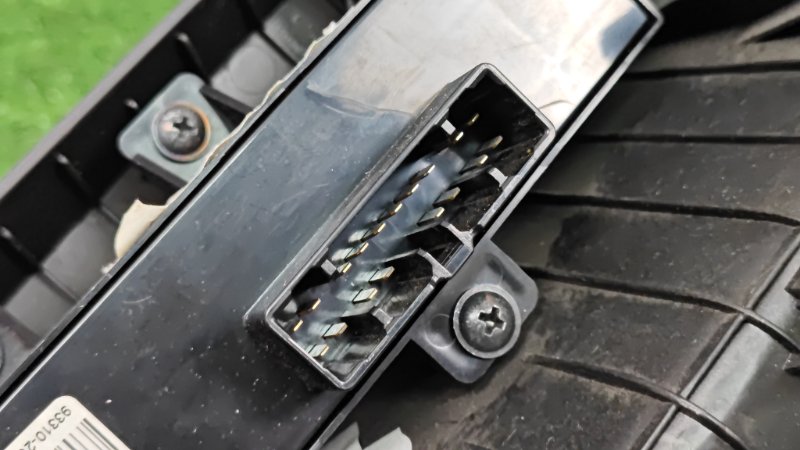Консоль центральная Hyundai ix35 2012