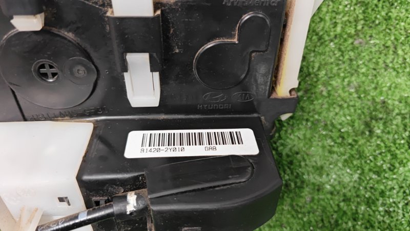 Замок двери задний правый Hyundai ix35 2012