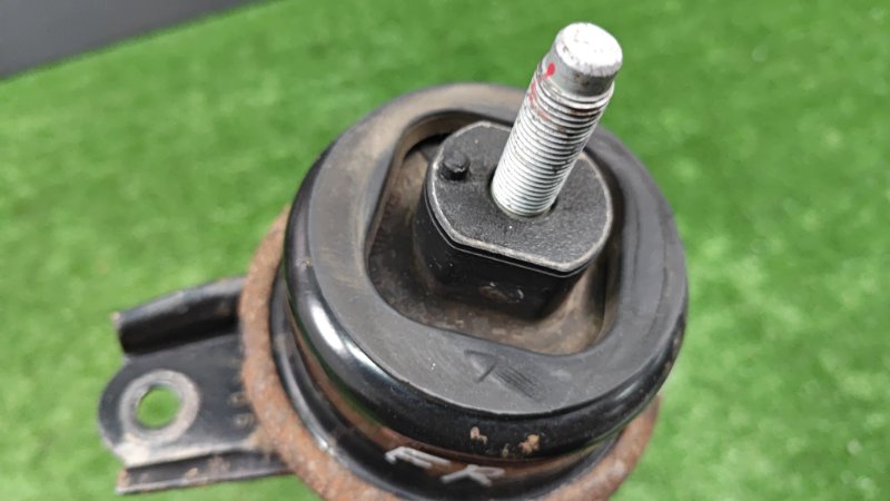 Подушка/опора двигателя Hyundai ix35 2012