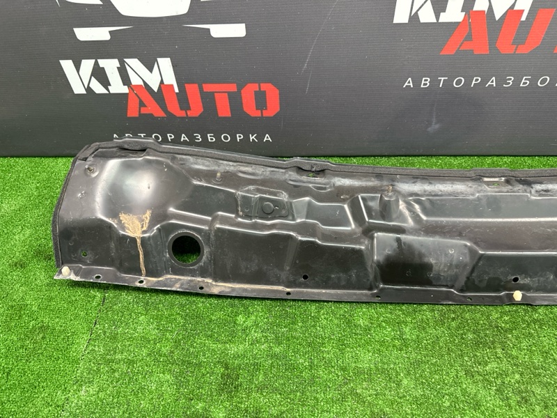 Щиток водоотводящий (под дворниками) Hyundai Tucson 2007 JM