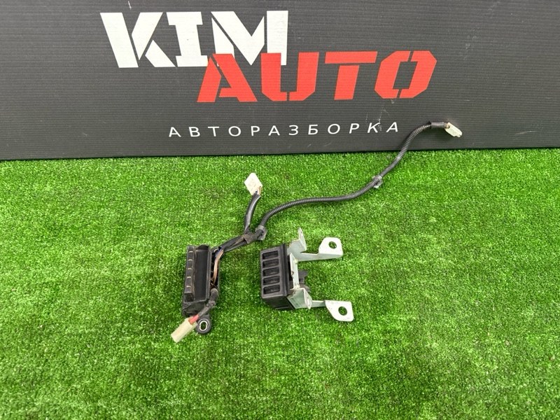 Контактная группа крышки багажника Hyundai Tucson 2007 JM