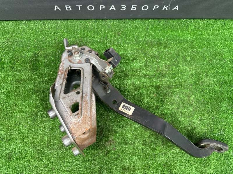 Педаль тормоза Hyundai Elantra HD 2008