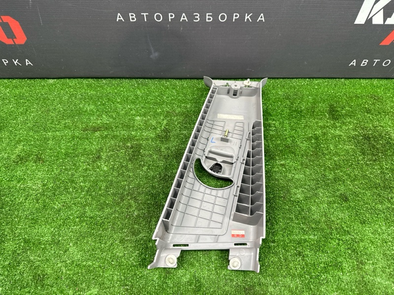 Накладка центральной стойки верхняя Hyundai Elantra HD 2008