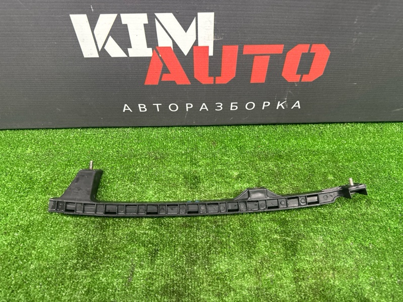 Направляющая стекла двери Hyundai Elantra HD 2008