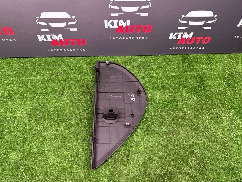 Накладка торпедо боковая Kia Ceed 1 HB 2012 ED