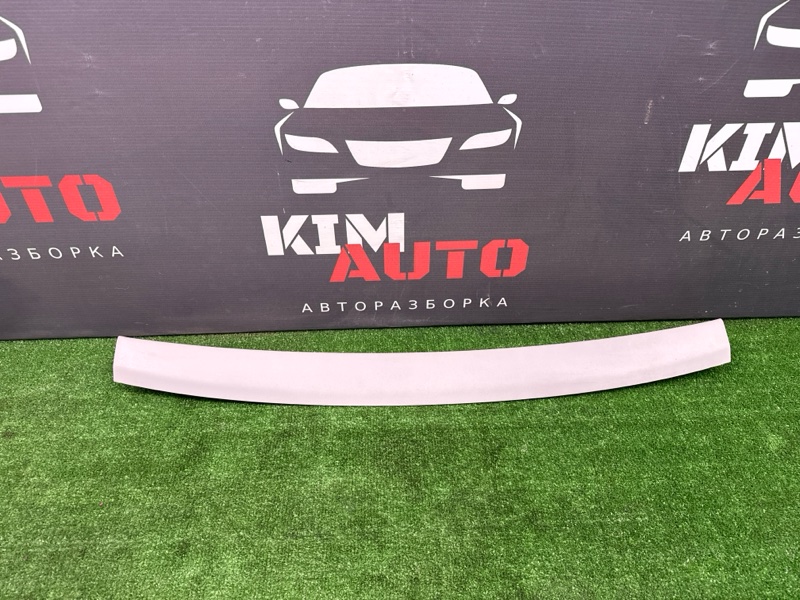 Накладка крышки багажника верхняя Kia Ceed 1 HB 2012 ED
