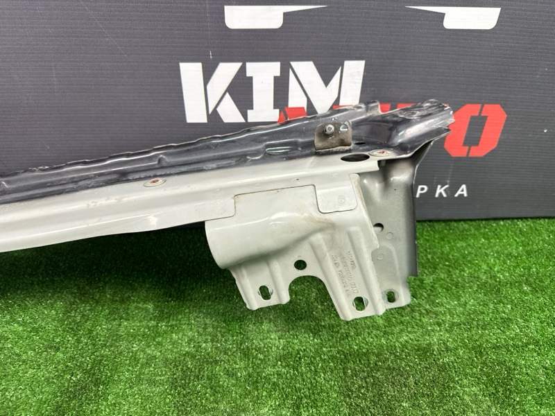 Кронштейн крыла Audi Q7 2007 4L