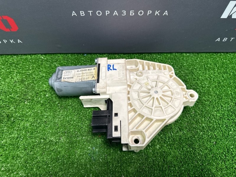 Моторчик стеклоподъёмника Audi Q7 2007 4L