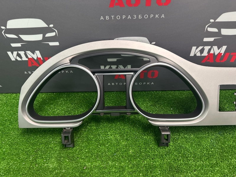 Рамка комбинации приборов Audi Q7 2007 4L