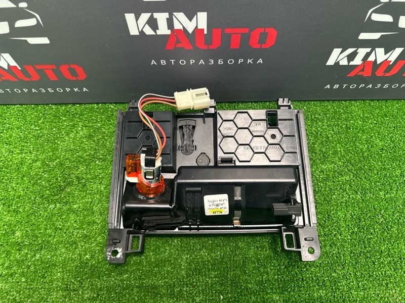 Пепельница Audi Q7 2007 4L