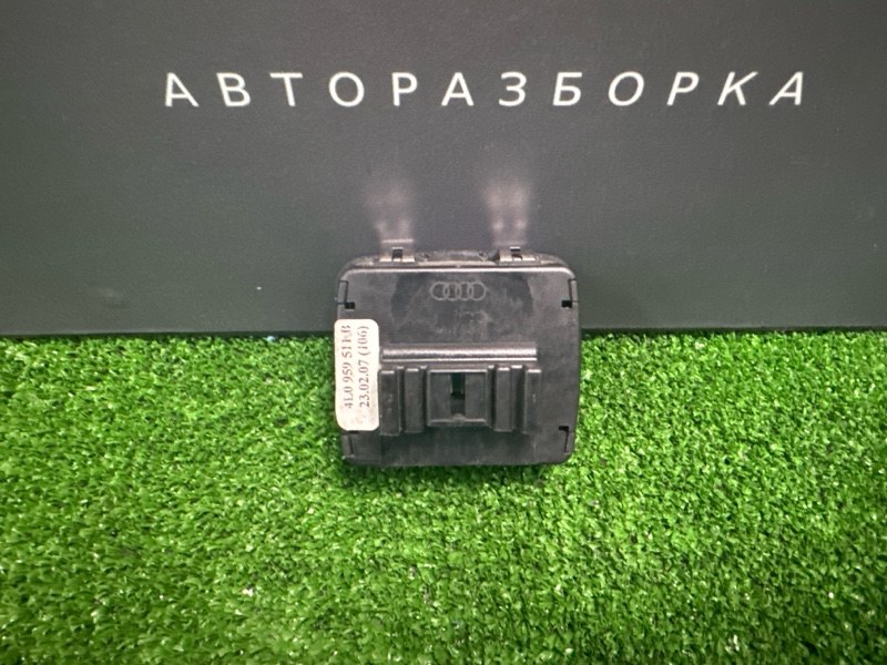 Кнопка режима подвески Audi Q7 2007 4L