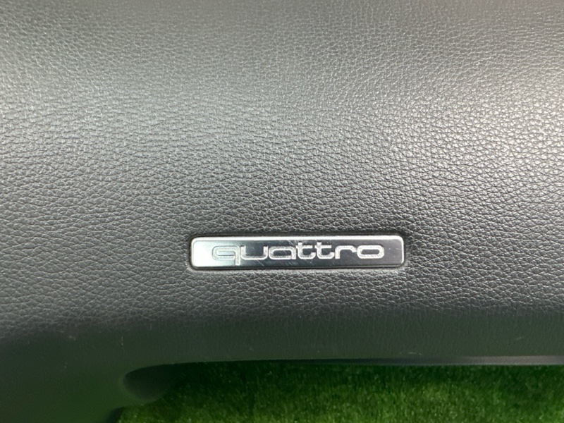 Торпедо, панель, парприз с подушкой Audi Q7 2007 4L