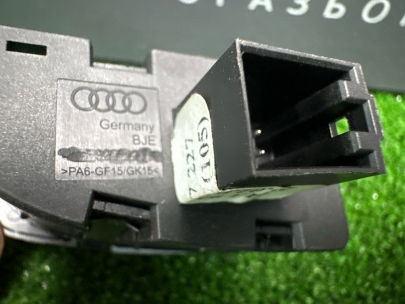 Блок кнопок Audi Q7 2007 4L