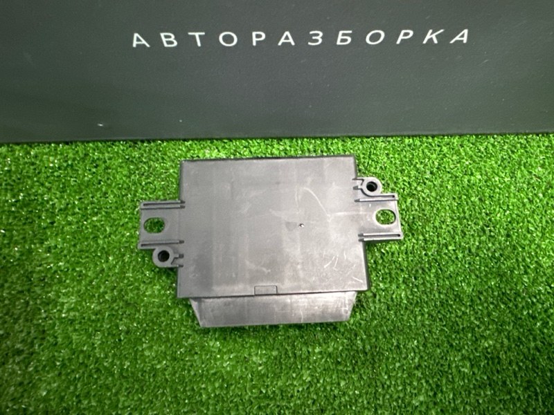 Блок управления парктроником Audi Q7 2007 4L