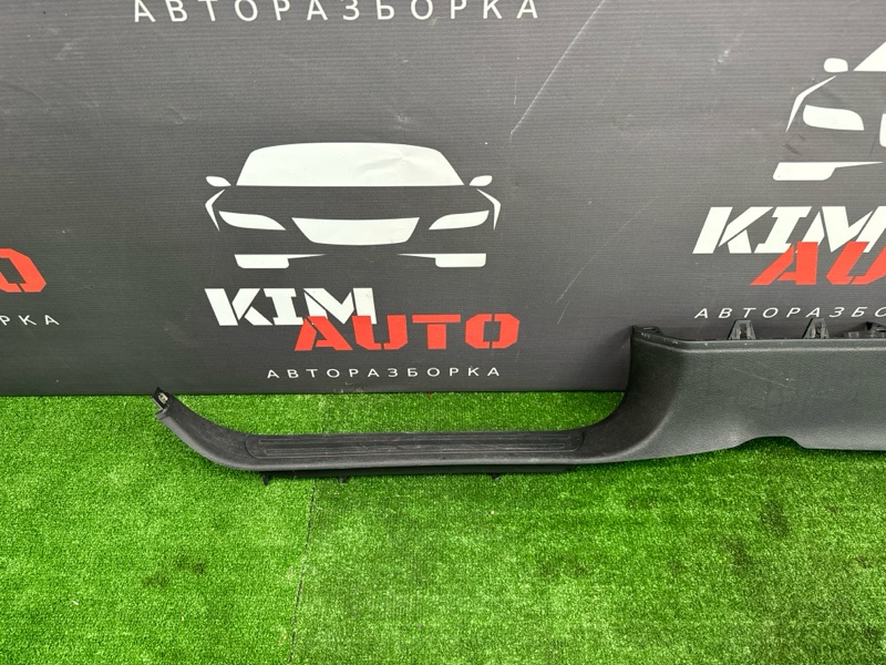 Накладка порога внутренняя Audi Q7 2007 4L