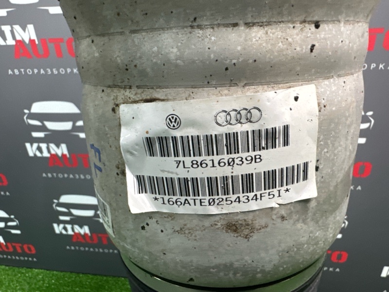 Пневмоамортизатор подвески Audi Q7 2007 4L