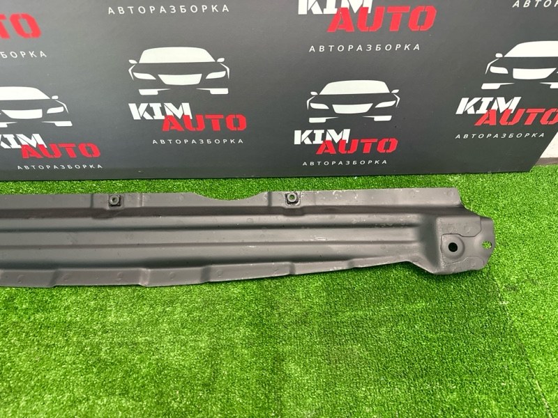 Крепление радиатора Audi Q7 2007 4L