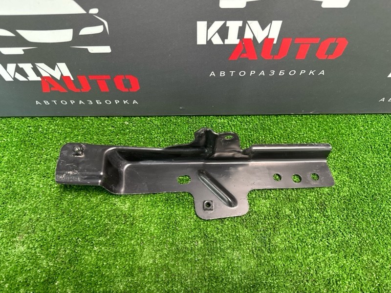 Кронштейн Audi Q7 2007 4L