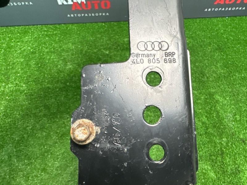 Кронштейн Audi Q7 2007 4L