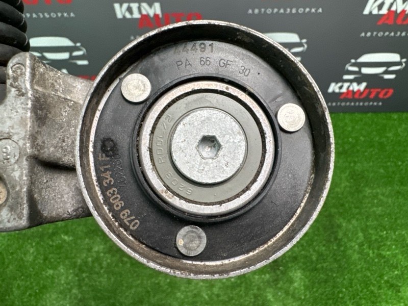 Ролик натяжной Audi Q7 2007 4L